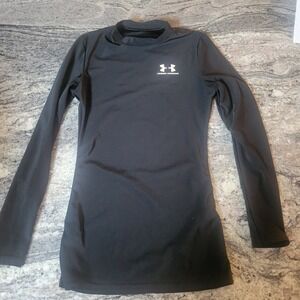 Under Armour Boy's YMD Long Sleeve Fitted Black Shirt ( medium )